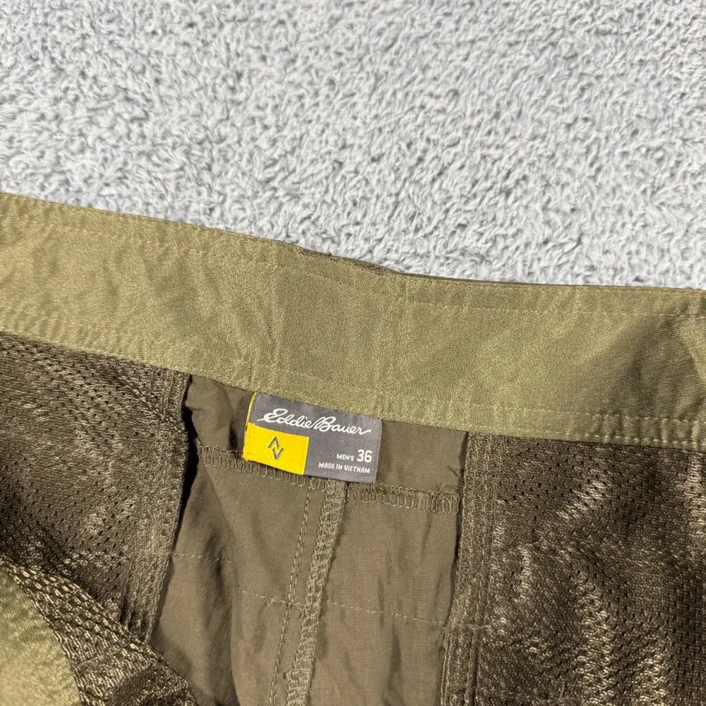 Eddie Bauer Travex‎ Cargo Shorts Mens 36 Belted Army Green Windbreaker Hiking